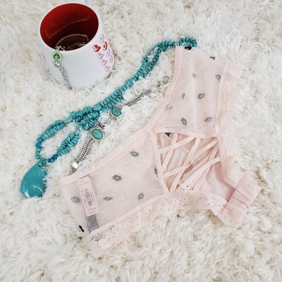 VS Beige Black Lips Print All over Cute CHEEKY Small NEW! - Picture 3 of 4